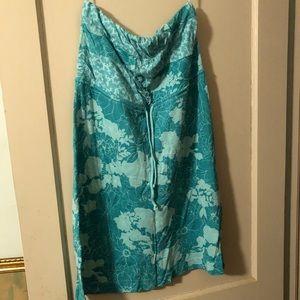 Landscape sleeveless short summer dress.